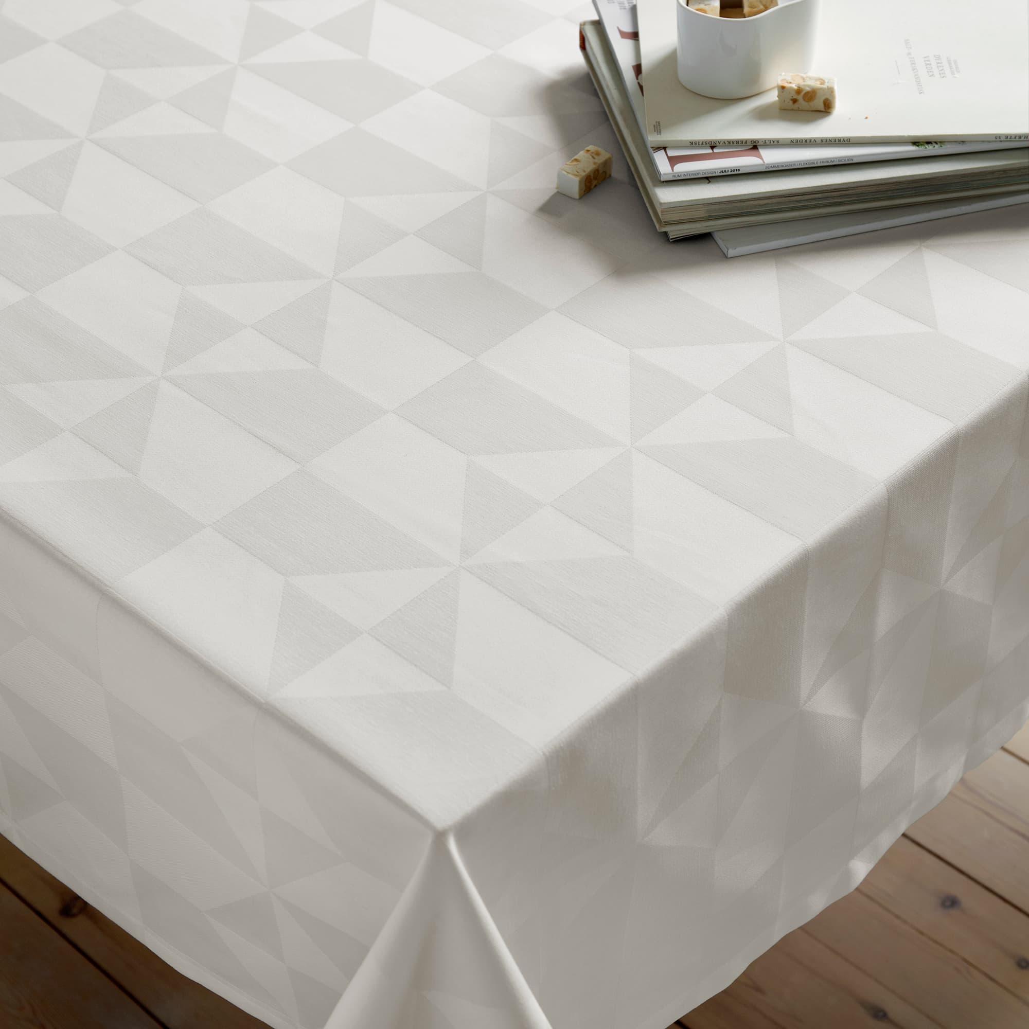 Compliments Damaskdug Wind, Creme 140x270 cm