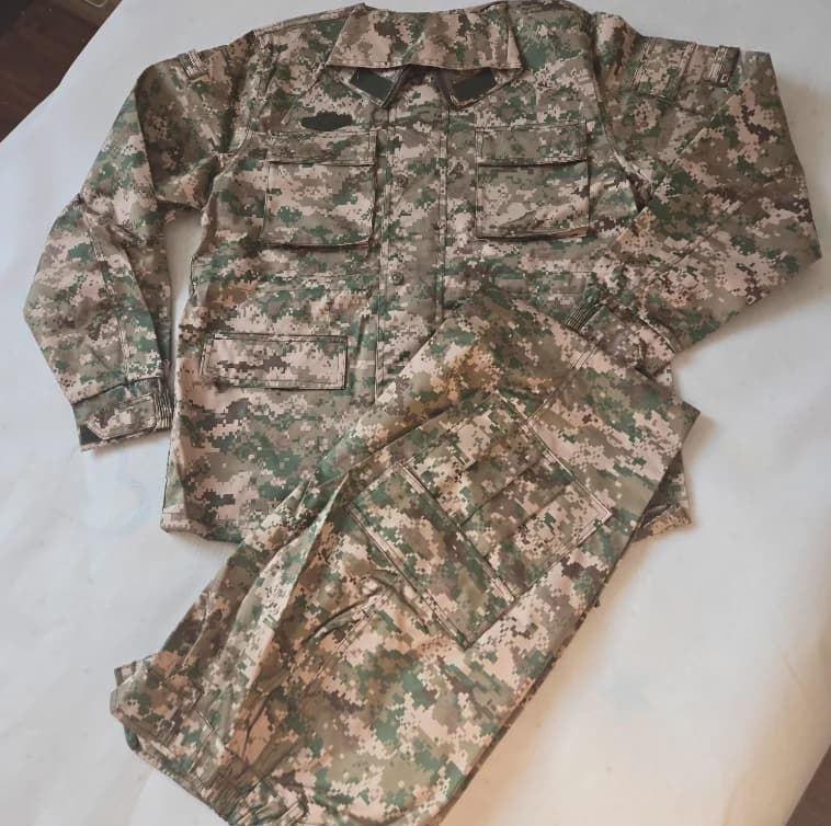 Russian Survival Camouflage Uniform Man Include Jacket Pant