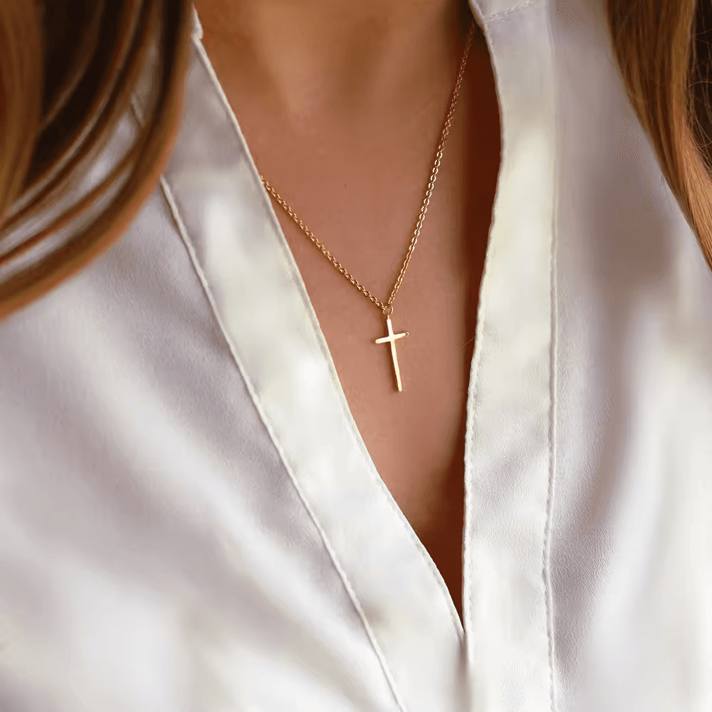 Céleste Necklace Dainty Cross 18K Gold