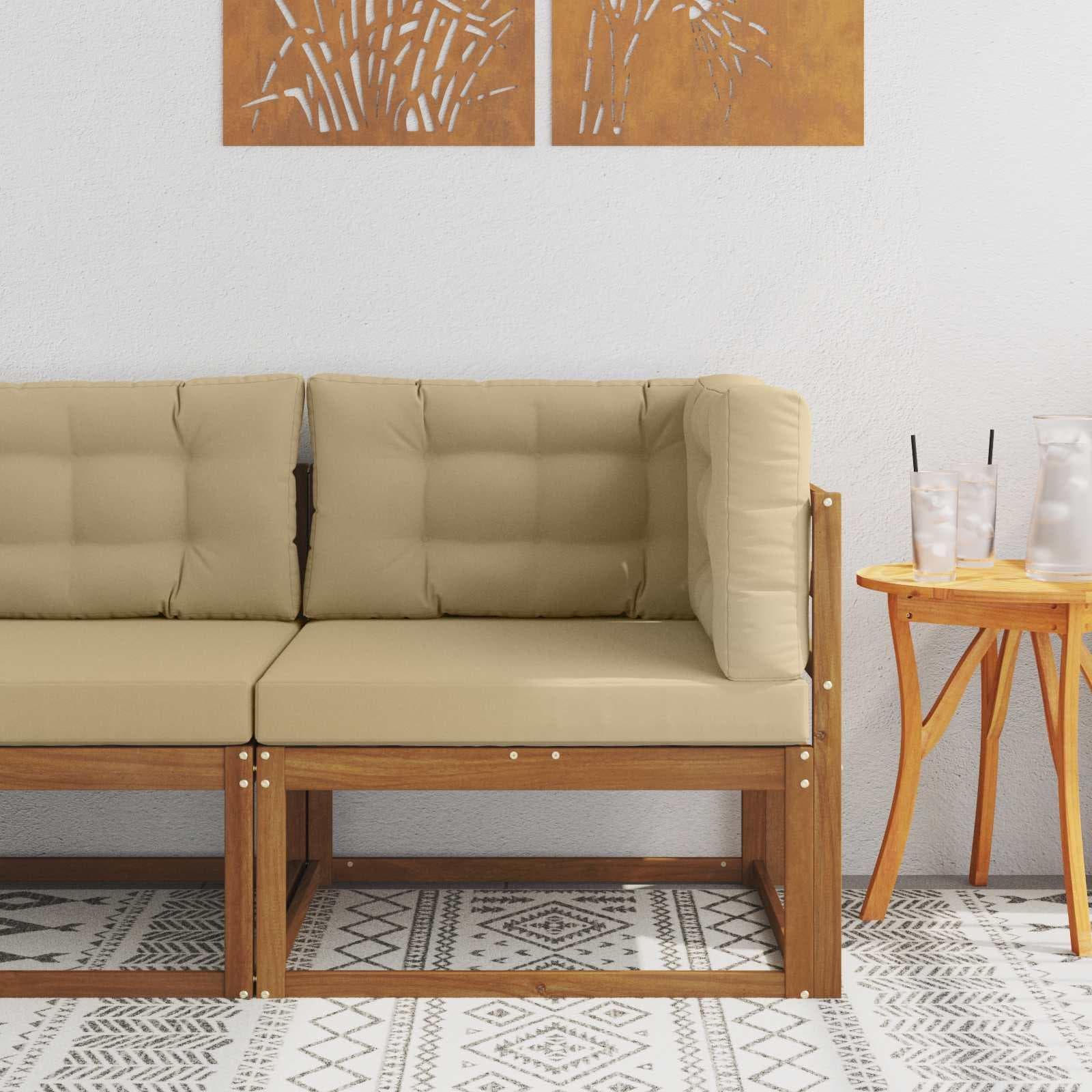Udendørs hjørnesofa i massivt akacietræ - naturfarvet med beige puder