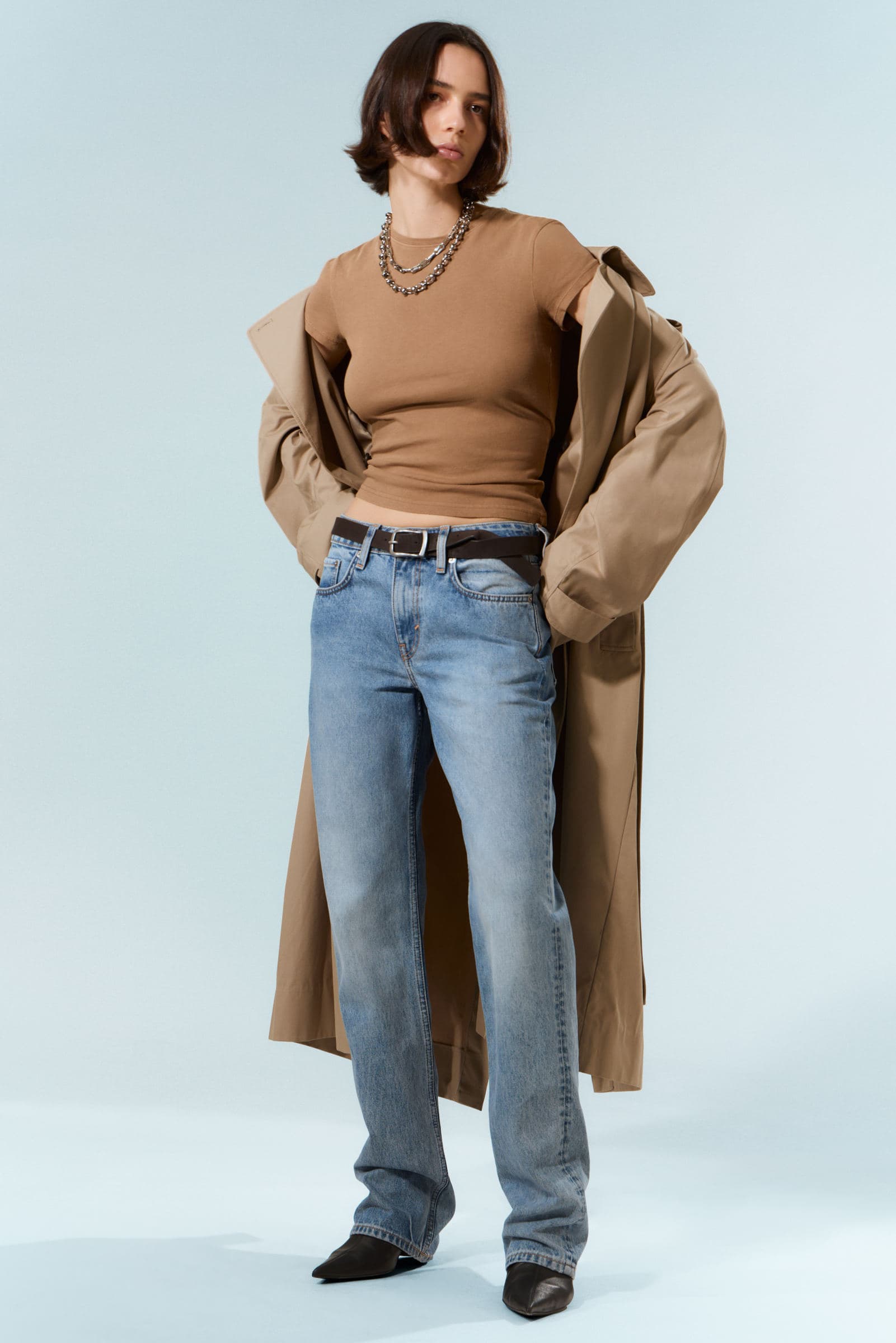 Laika Mid Rise Regular Straight Jeans