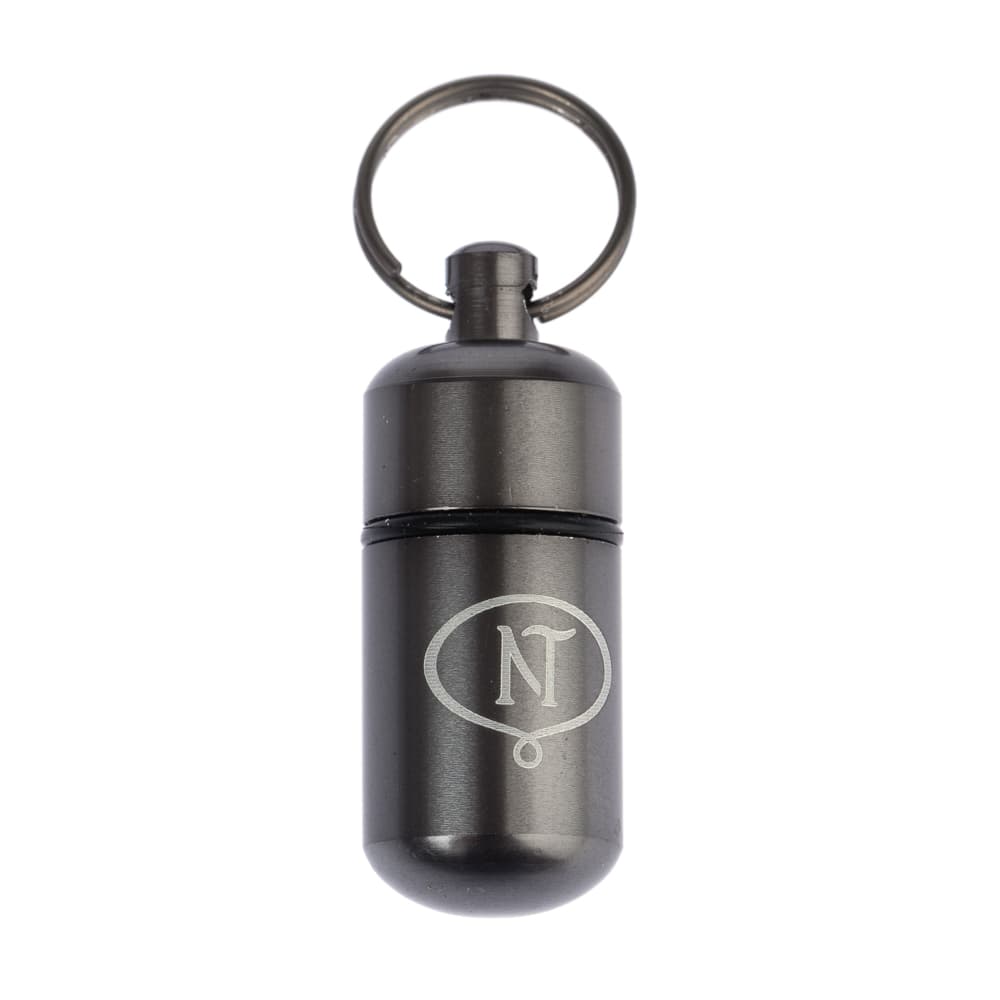 Nomad Tales Calma adressemrke - antracit