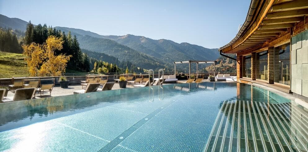 Holzhotel Forsthofalm