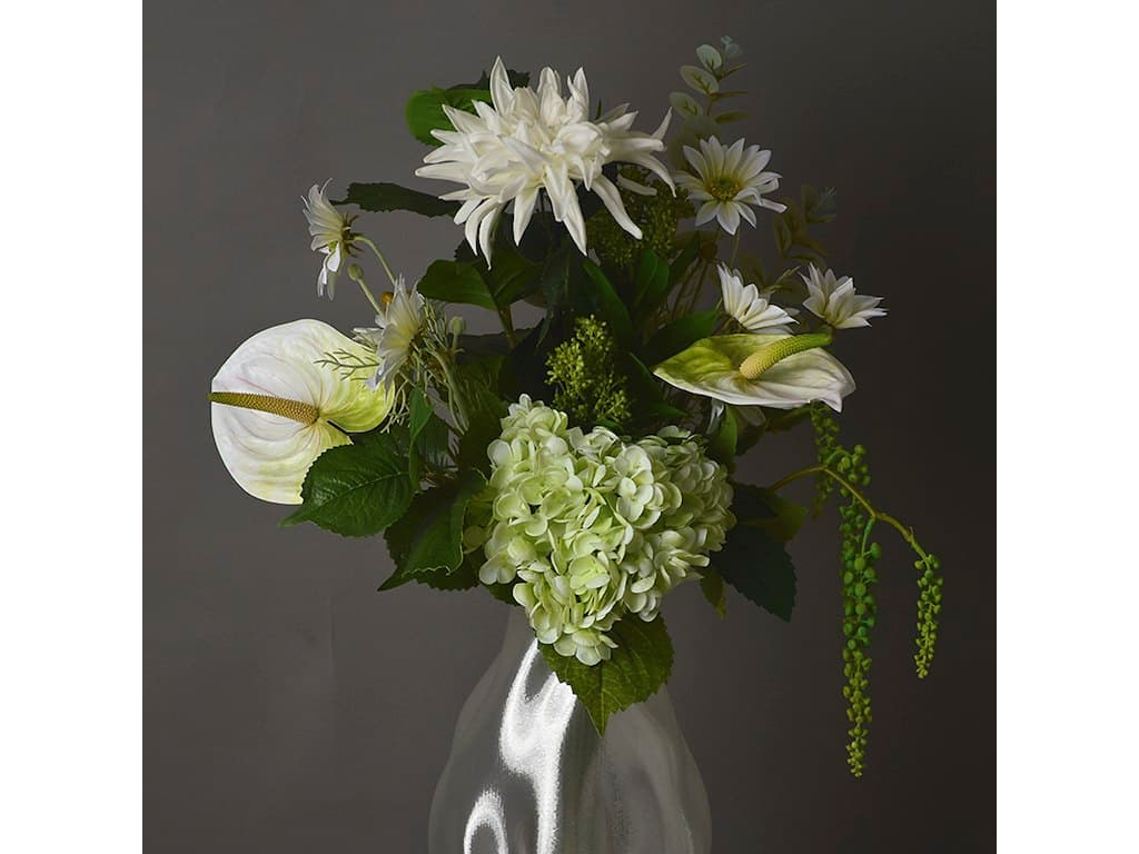 Kunstig blomsterbuket i hvid med 11 stilke