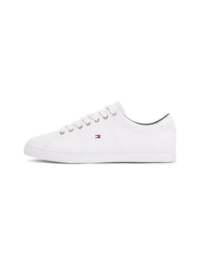 ESSENTIAL LEATHER SNEAKER