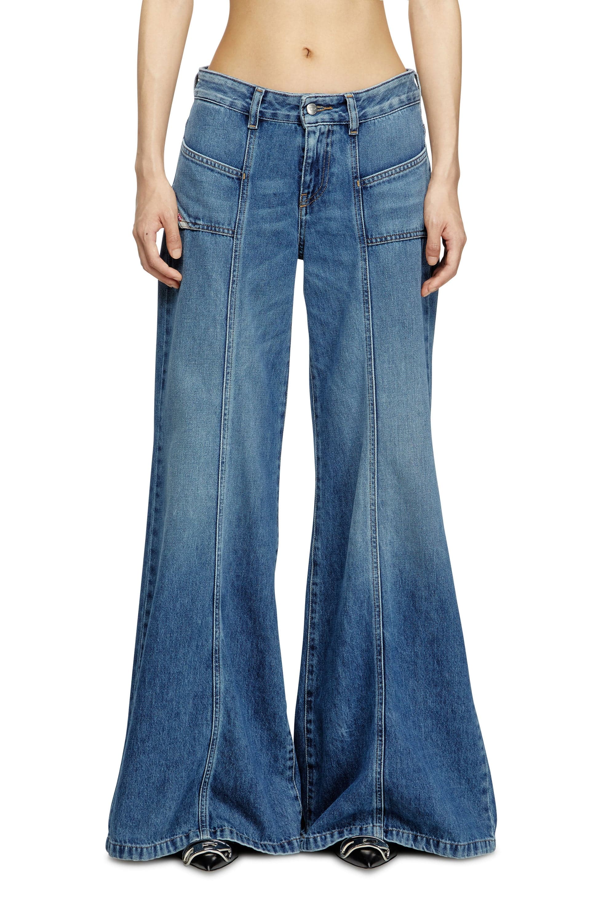 Diesel Flare Jeans Low Waist D-Akii, Medium blue, Zip fly