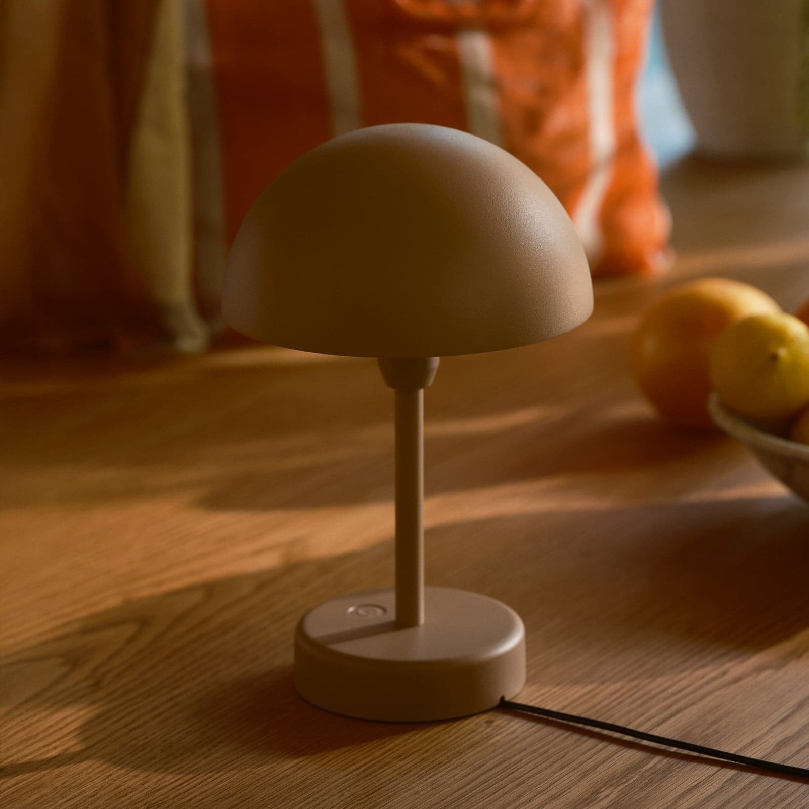 Ellen To-Go bærbar bordlampe IP44 brun – Nordlux - Altan - Skandinavisk - Aluminium - Med én lyskilde