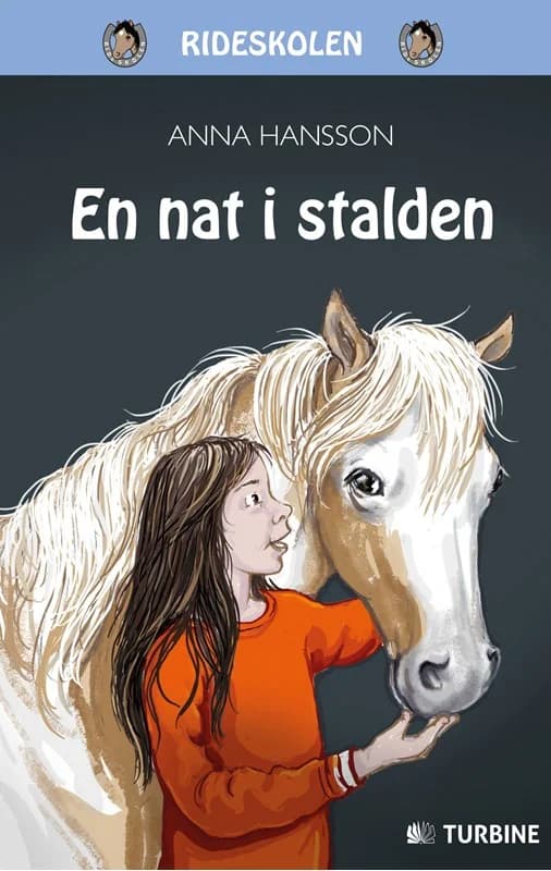 En nat i stalden - Anna Hansson - Hardback Bog - Turbine - 2016 - Dansk - Booktok.dk