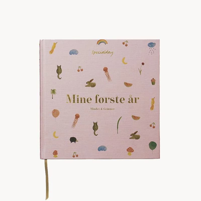 Barnets bog - Mine første år - minder & gemmer - Specialday - Hardback Bog - SPECIALDAY - 2026 - Dansk - Booktok.dk